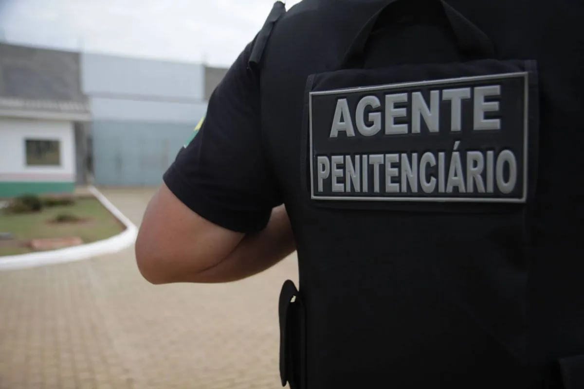 Agente Penitenciário / Segurança Penitenciária